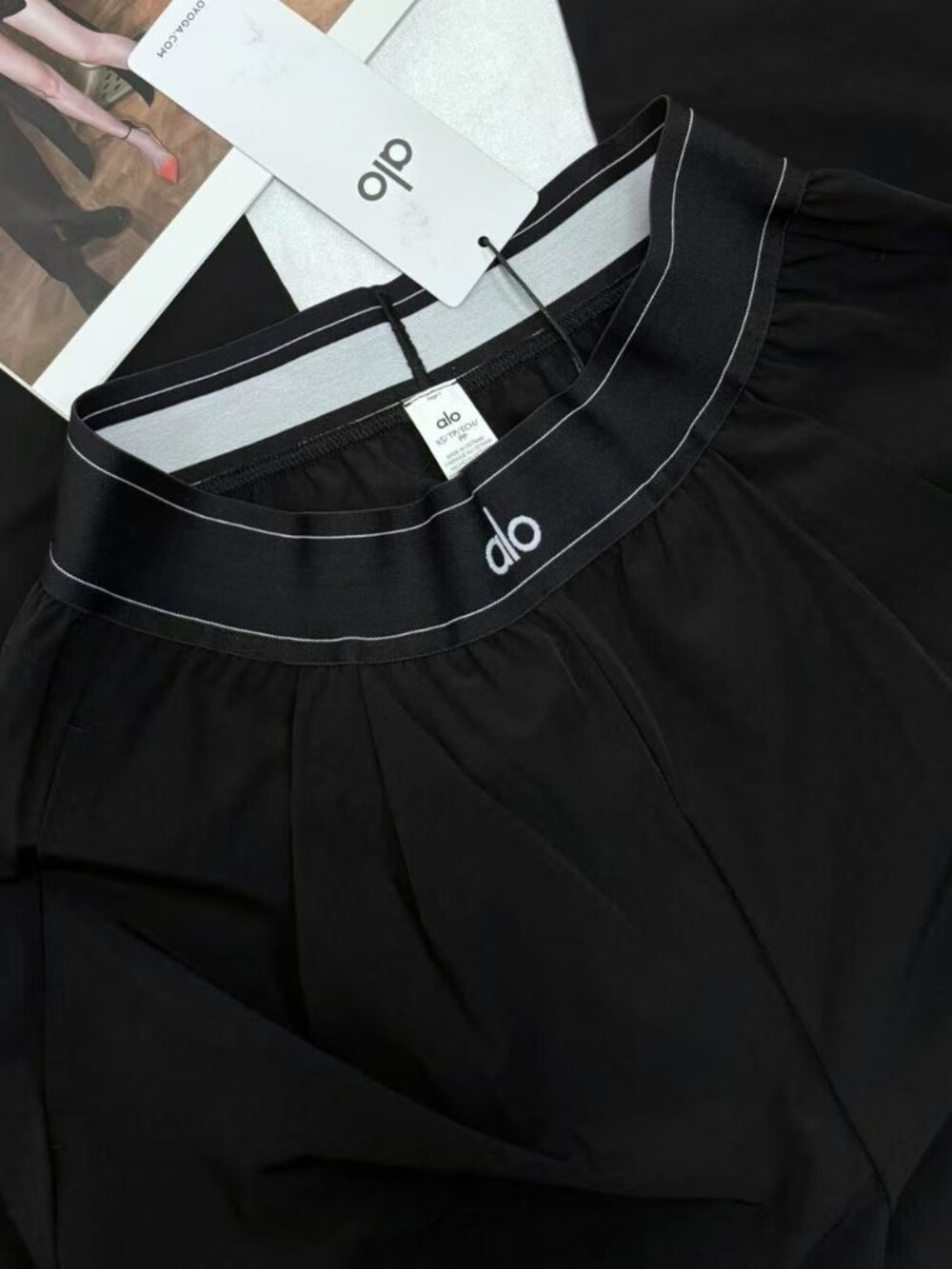ALO Yoga Women's Suit Up Trouser (Regular) 👖👖 - Picture 5 of 5